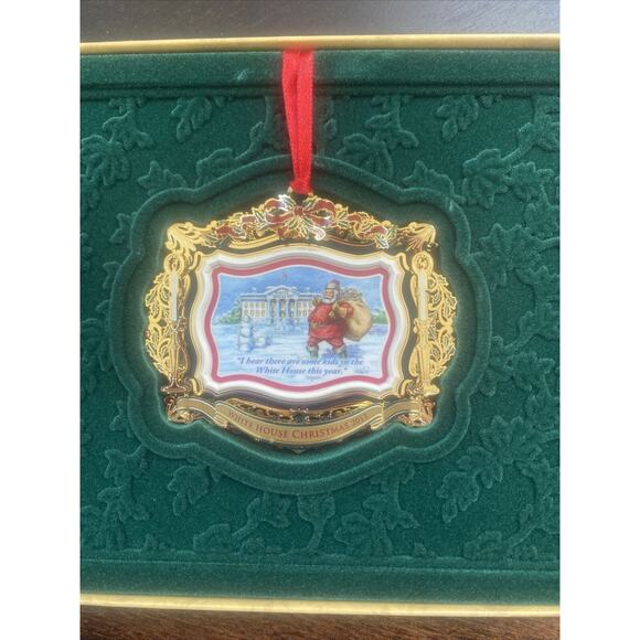 White House Historical Association 2011 Christmas Ornament w/Box - Santa Visits - Picture 1 of 6